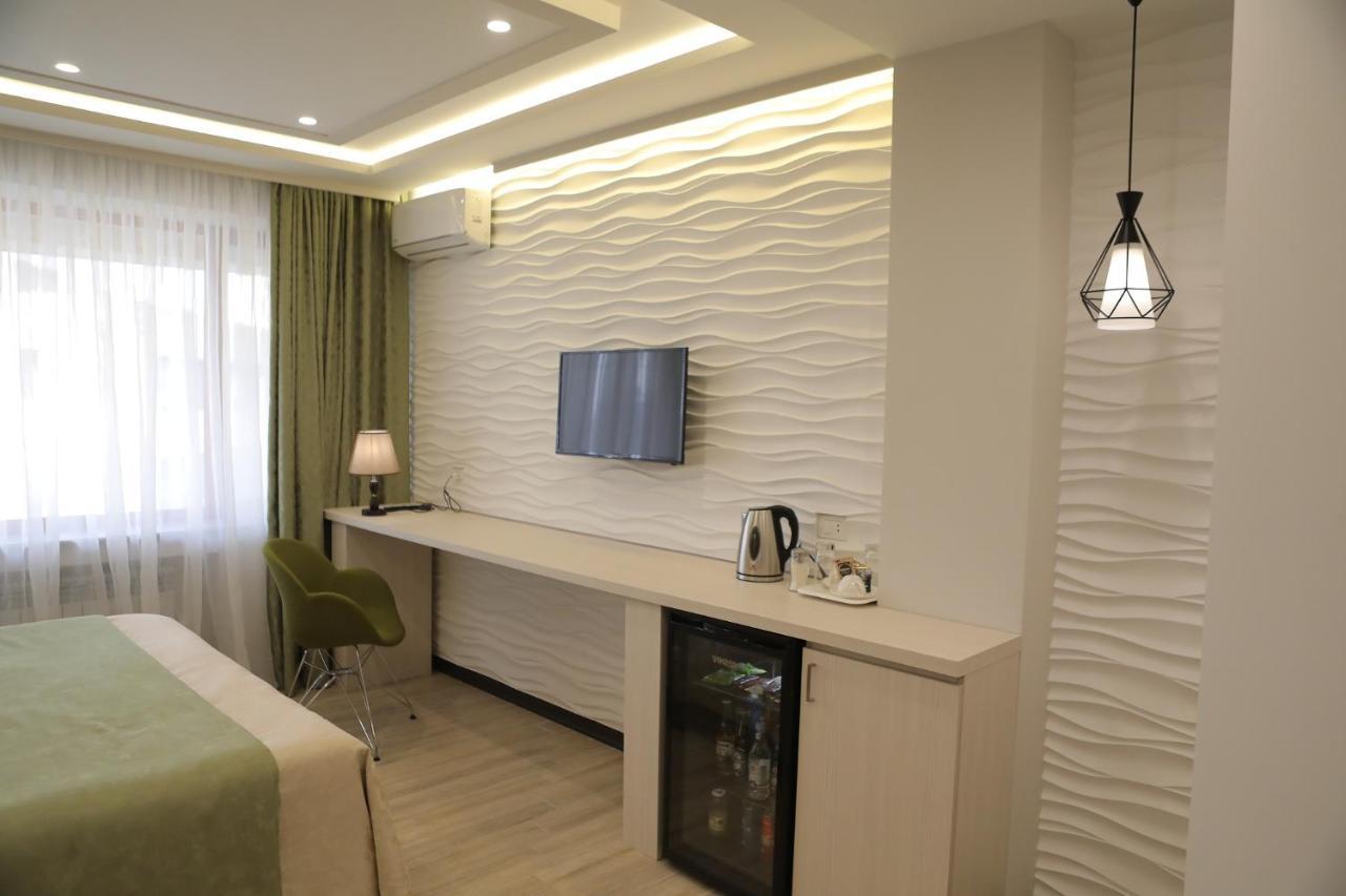 4Room Hotel Jereván Kültér fotó